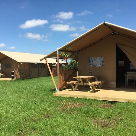 Glamping Aan De Vleterbeke Hotel Vleteren Kültér fotó